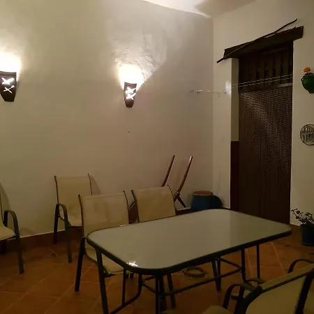 Homestay Casa Tres Aires El Rocio